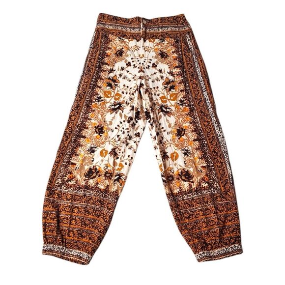Anthropologie Bohemian Linen Blend Tan and Brown Floral Print Pants Size 26W - Picture 2 of 12